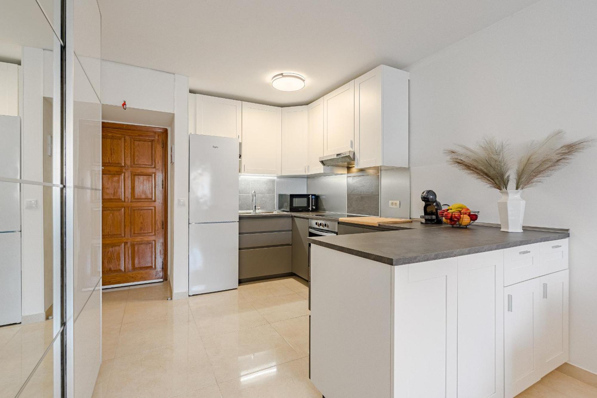 Verodal 2 Bedroom Apartment In Los Cristianos 阿罗纳 外观 照片